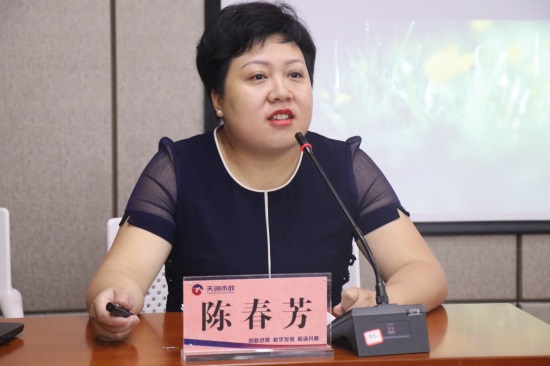 午夜无码伦费影视在线观看果冻