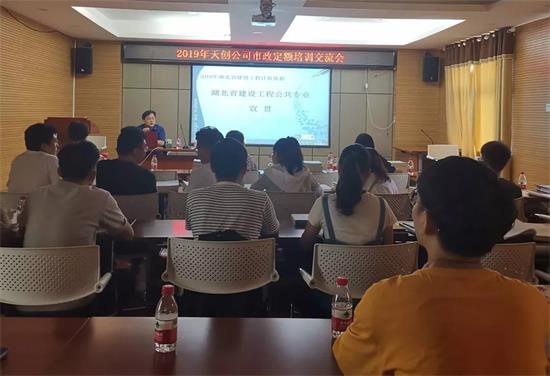 午夜无码伦费影视在线观看果冻