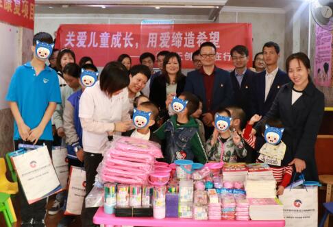 午夜无码伦费影视在线观看果冻