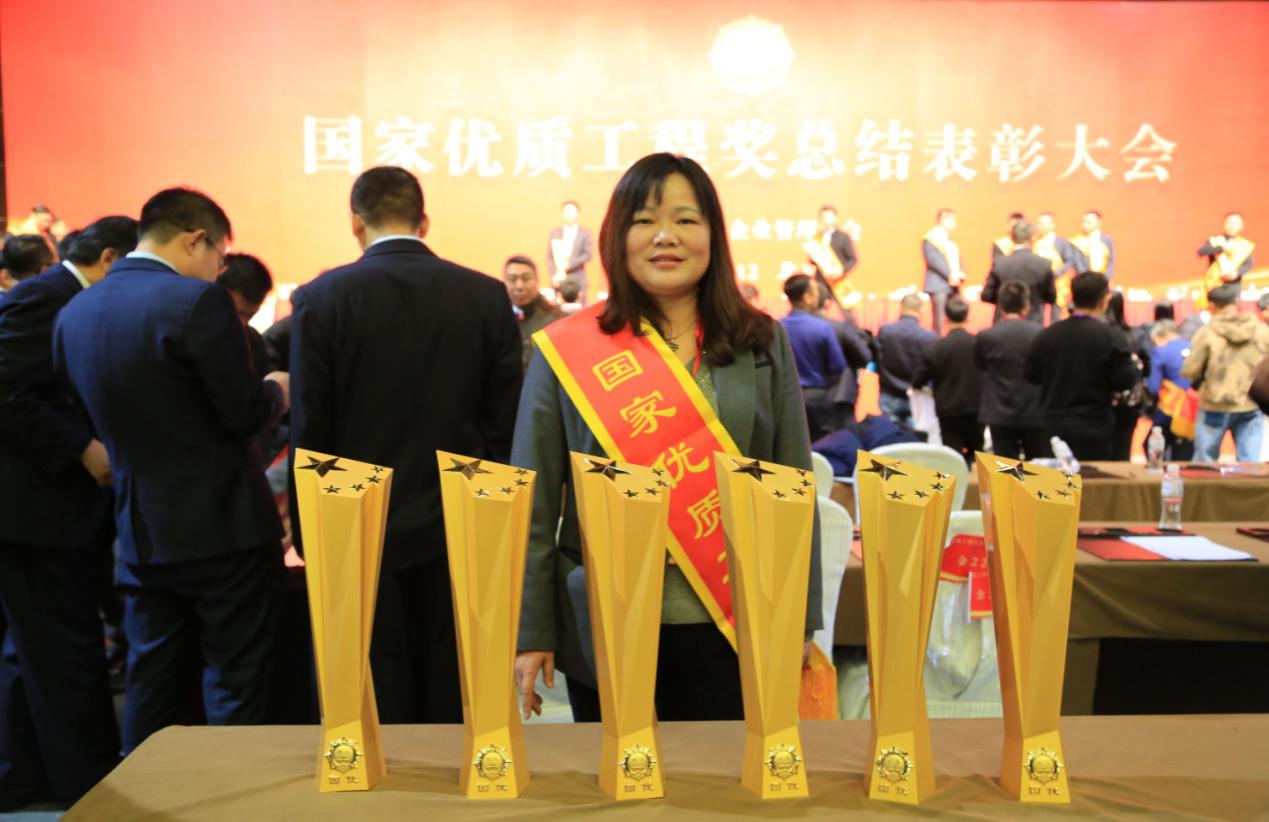 午夜无码伦费影视在线观看果冻