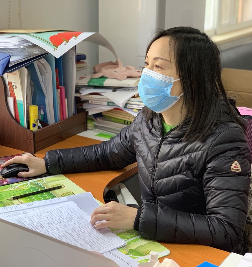 午夜无码伦费影视在线观看果冻