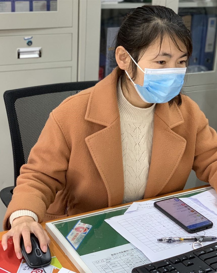 午夜无码伦费影视在线观看果冻