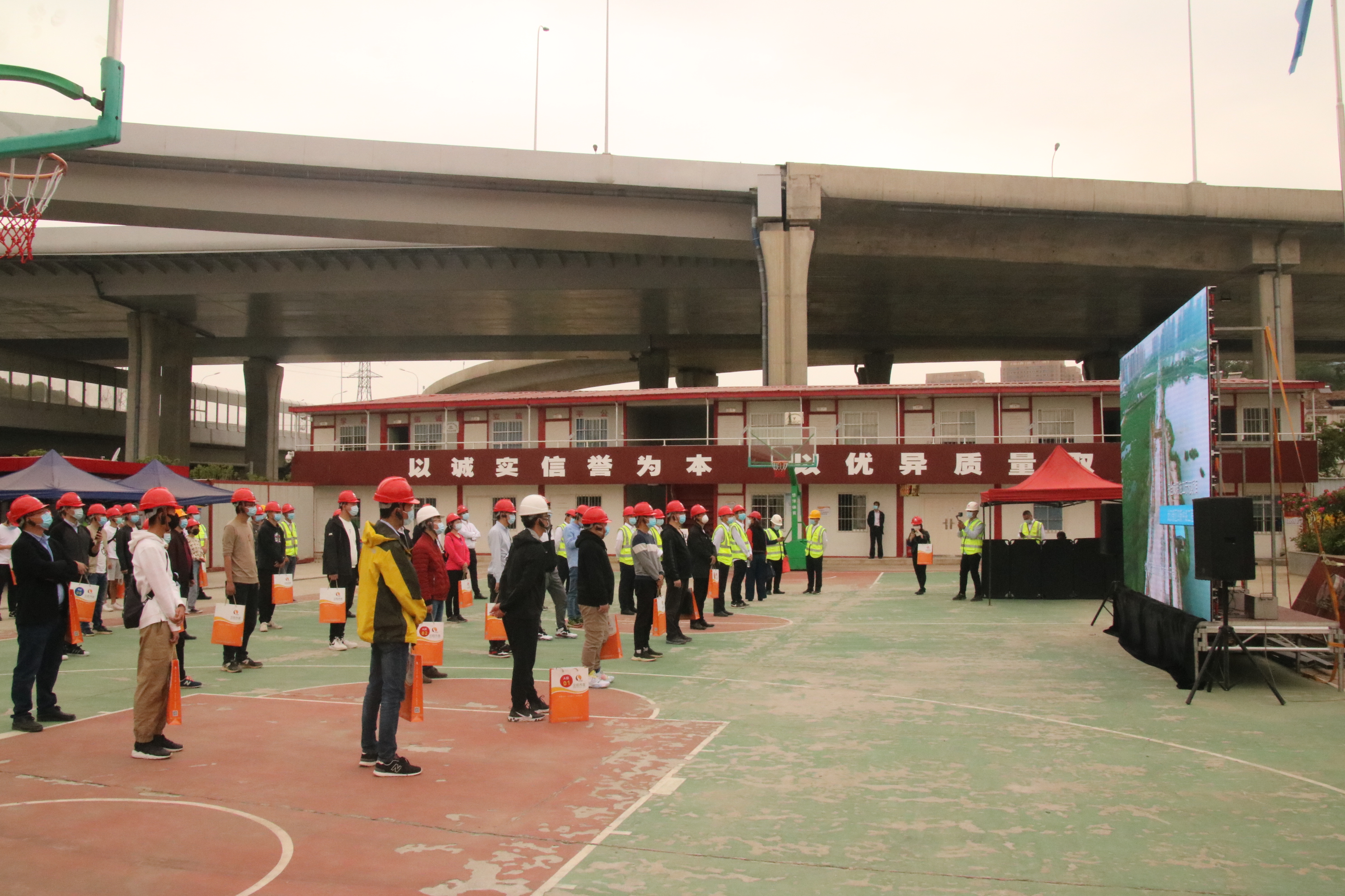 午夜无码伦费影视在线观看果冻