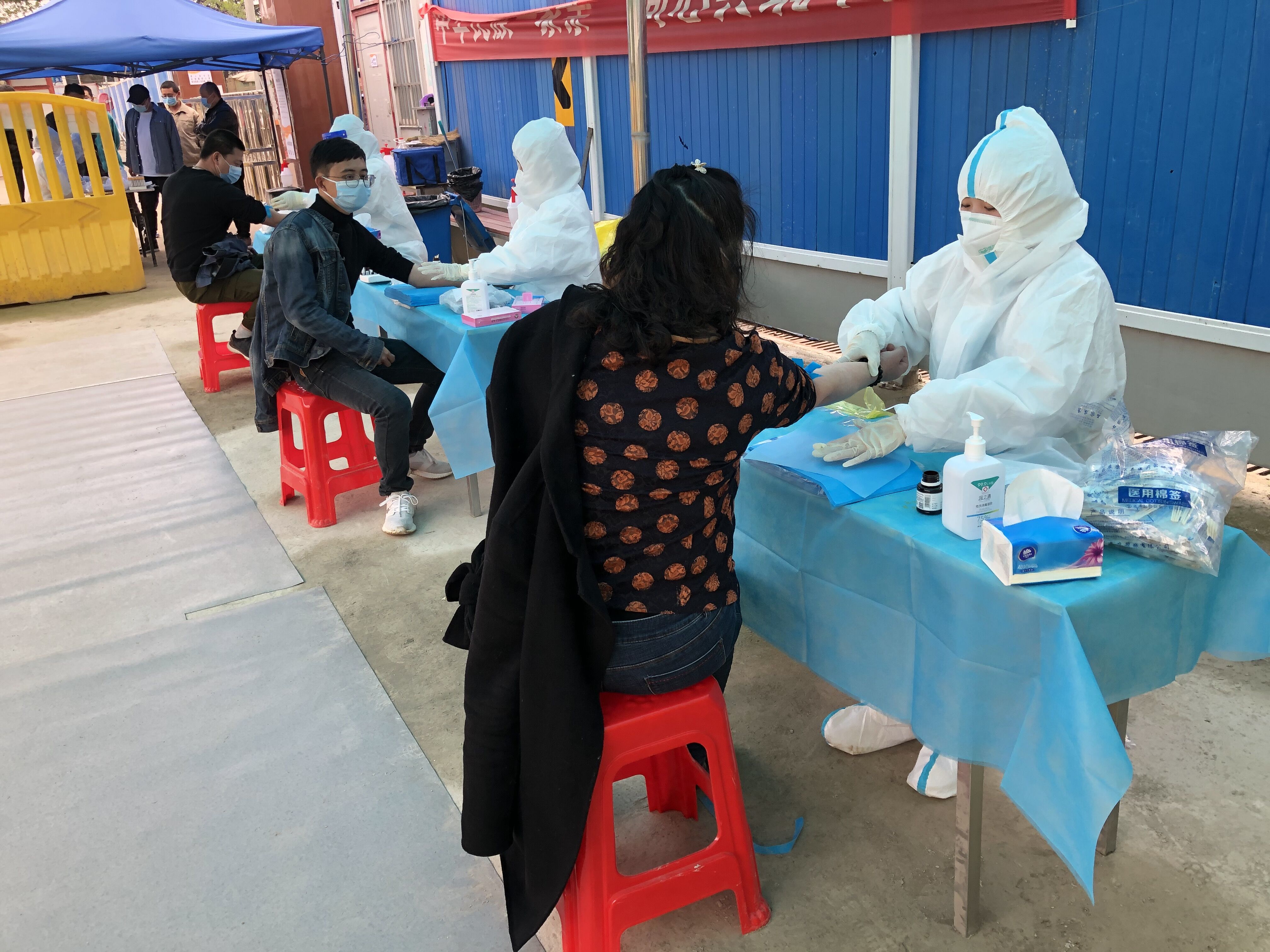 午夜无码伦费影视在线观看果冻