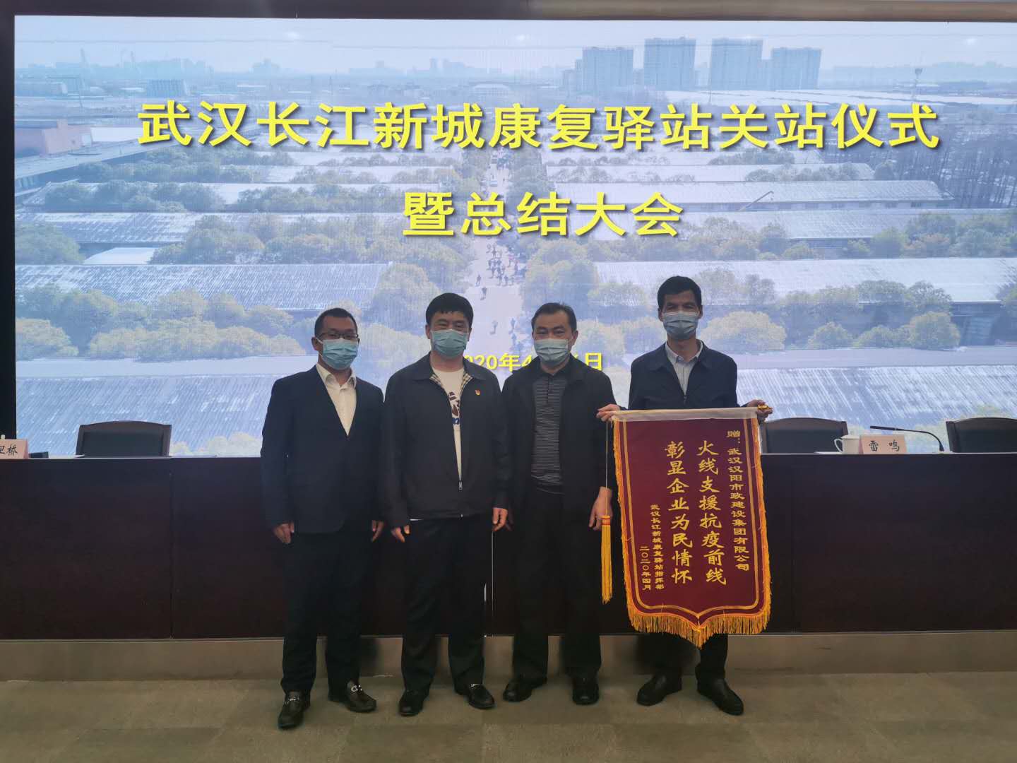 午夜无码伦费影视在线观看果冻