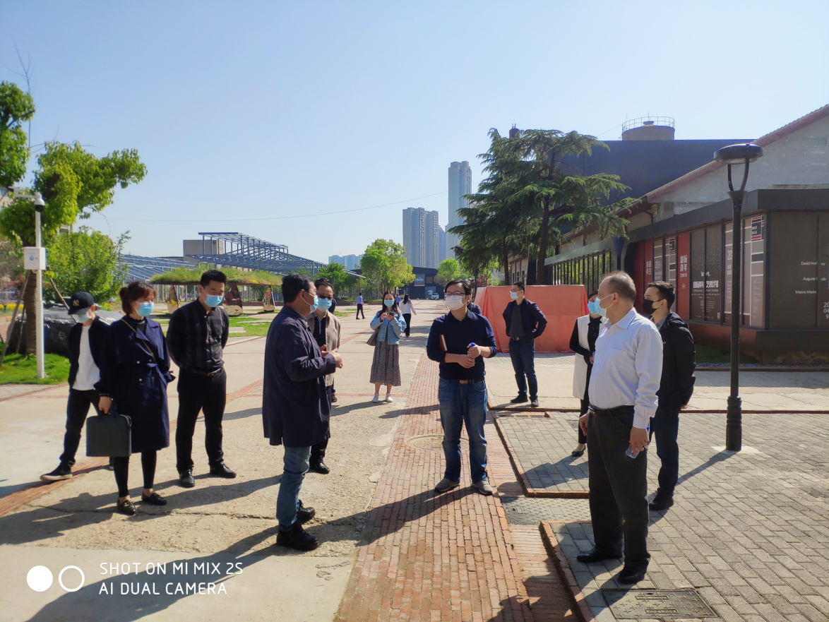 午夜无码伦费影视在线观看果冻