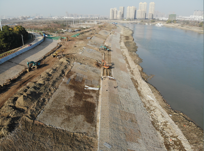 午夜无码伦费影视在线观看果冻