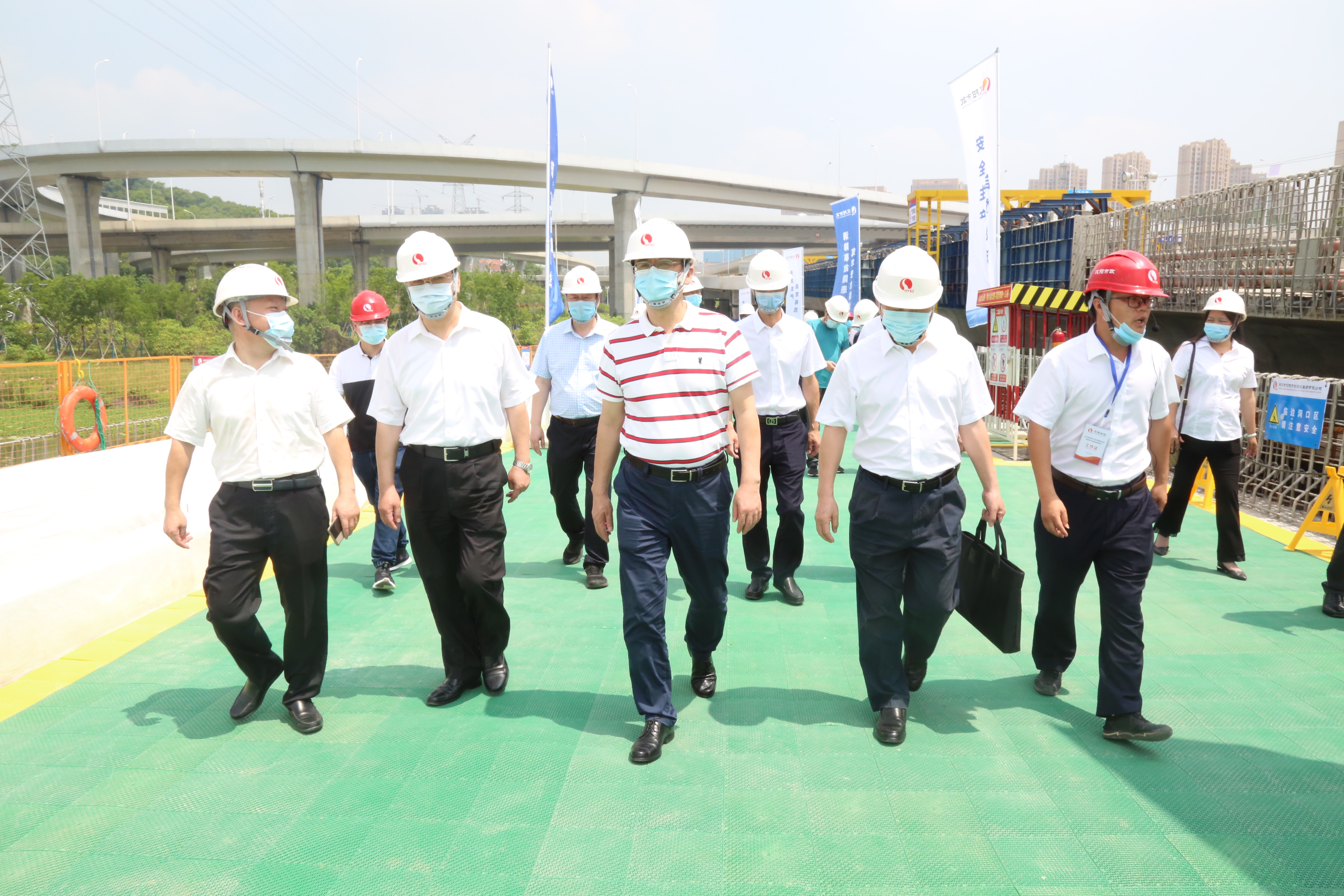 午夜无码伦费影视在线观看果冻