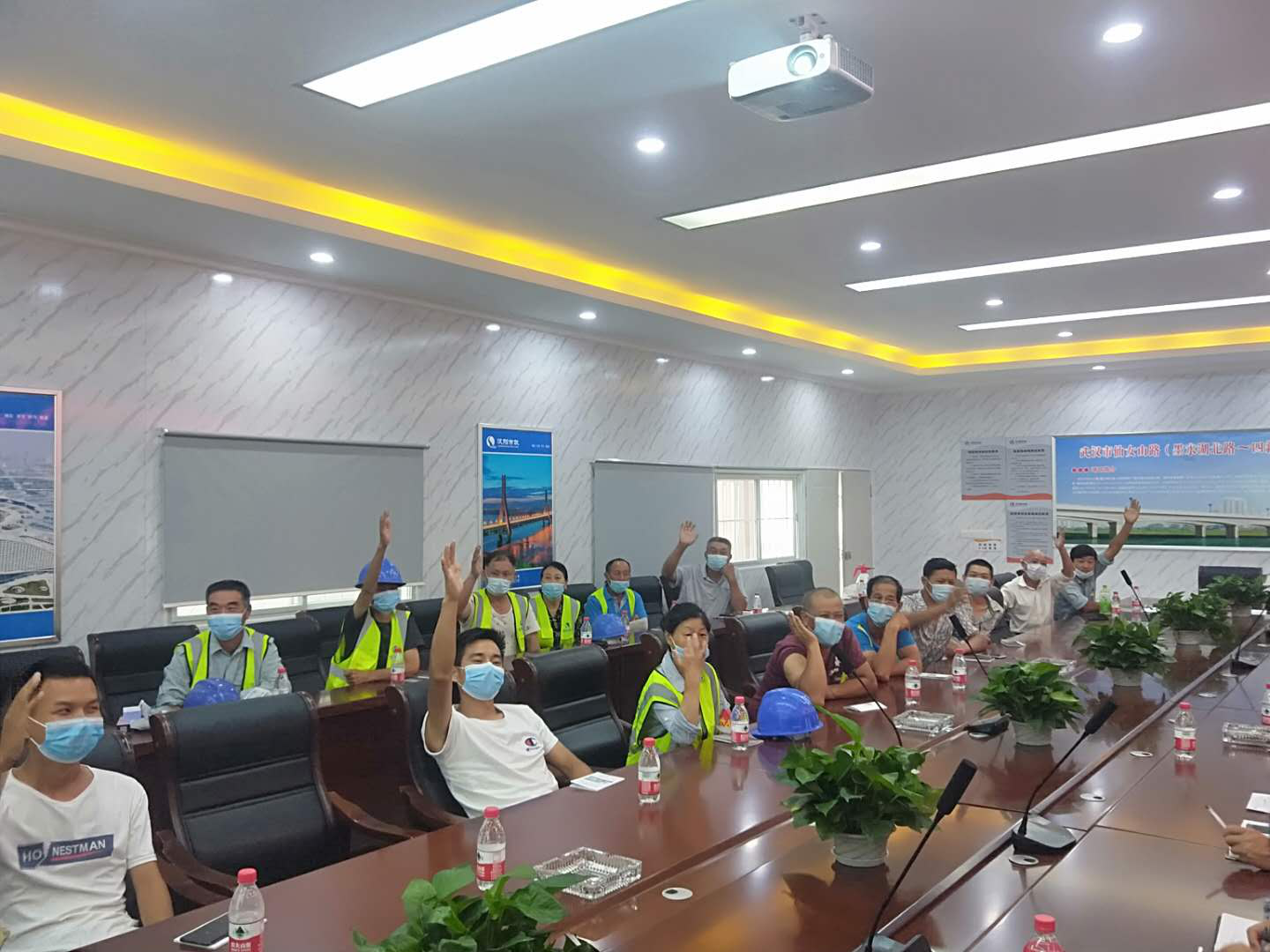 午夜无码伦费影视在线观看果冻