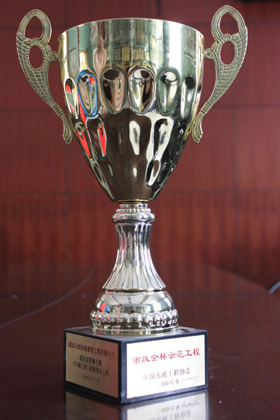 午夜无码伦费影视在线观看果冻