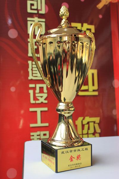 午夜无码伦费影视在线观看果冻