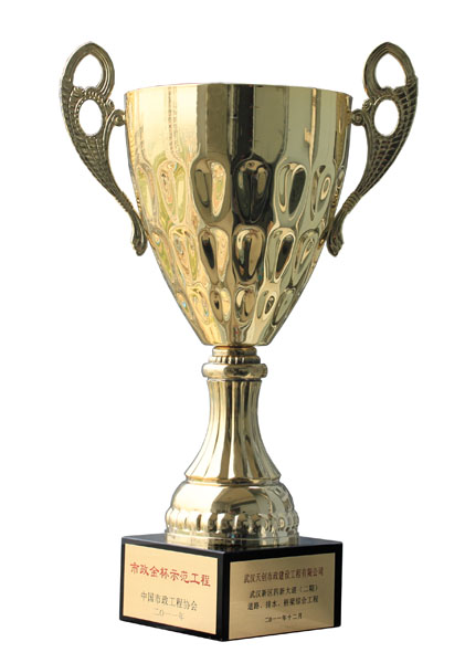 午夜无码伦费影视在线观看果冻