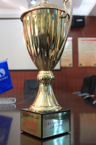 午夜无码伦费影视在线观看果冻