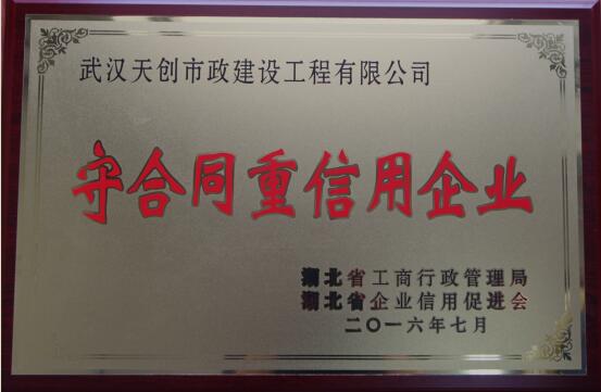 午夜无码伦费影视在线观看果冻