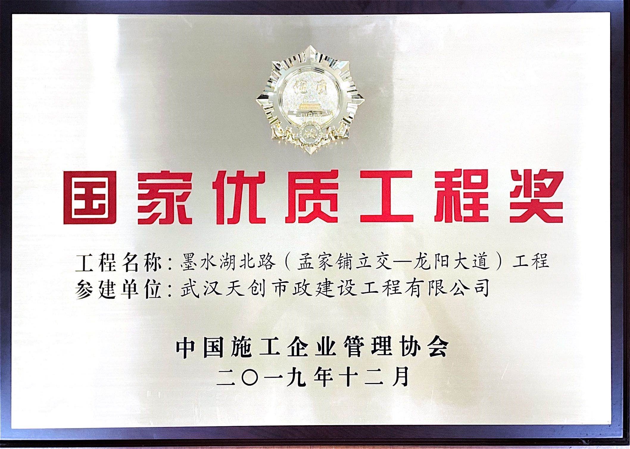 午夜无码伦费影视在线观看果冻