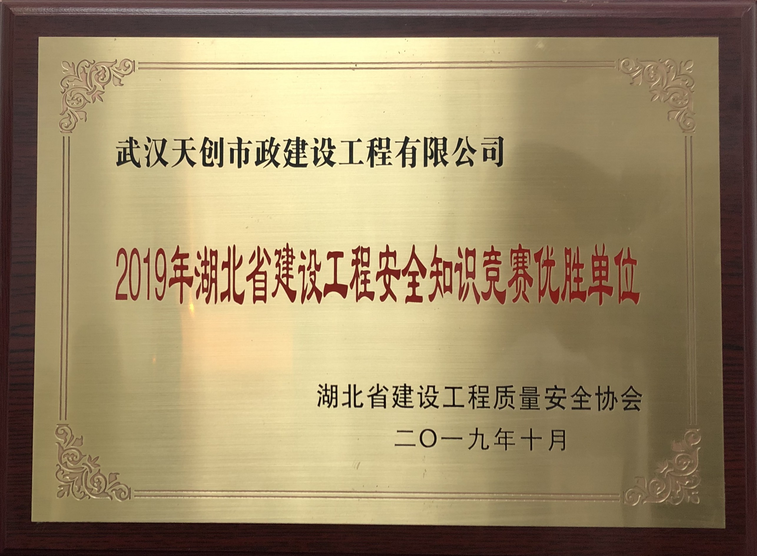 午夜无码伦费影视在线观看果冻